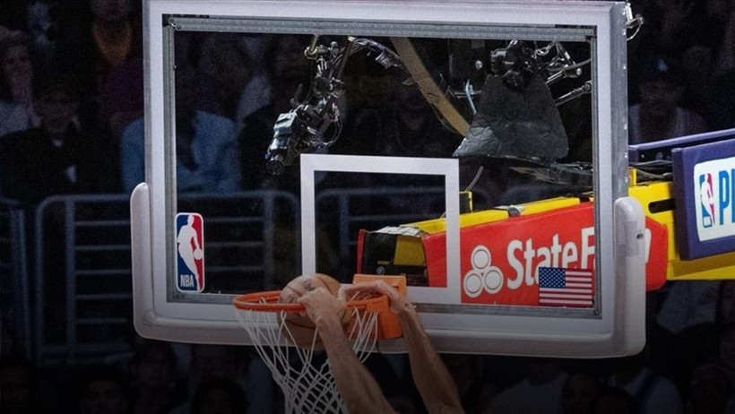 NBA'de Nuggets, Jokic'in "triple-double" performansıyla kazandı - Resim : 1