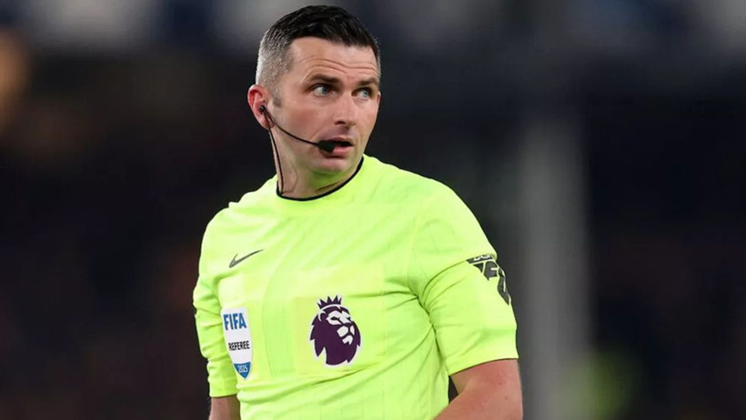 Kosova-Türkiye maçının hakemi Michael Oliver oldu - Resim : 1