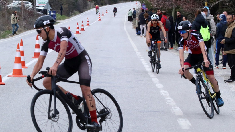 Salda Gölü'nde 'Duatlon' heyecanı - Resim : 1