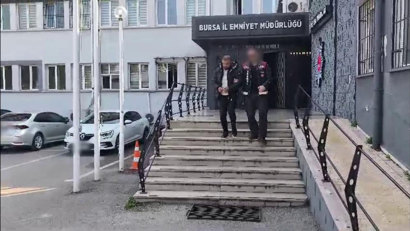 Yardım paralarıyla servet yapmış: 'Bursa Abisi' isimli sosyal medya fenomeni tutuklandı - Resim : 3