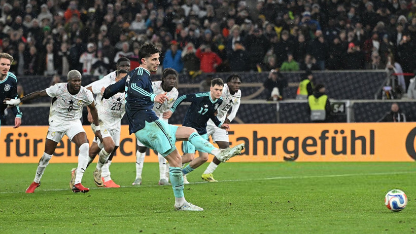 Sane yuhalandığı Almanya-Gana maçında galibiyeti getirdi - Resim : 1