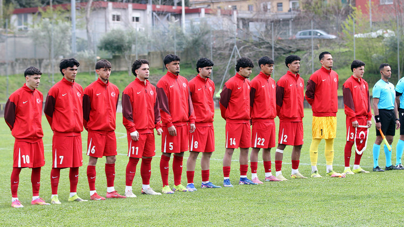 İtalya ile berabere kalan genç milliler Galler biletini averajla kaçırdı - Resim : 1