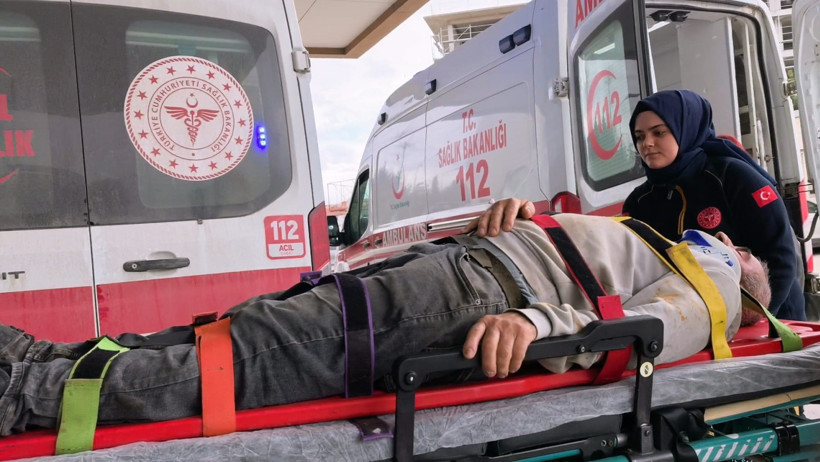 Tamir ve bakım yapan usta felaketi yaşadı: İşyerinin çatısı çöktü - Resim : 2