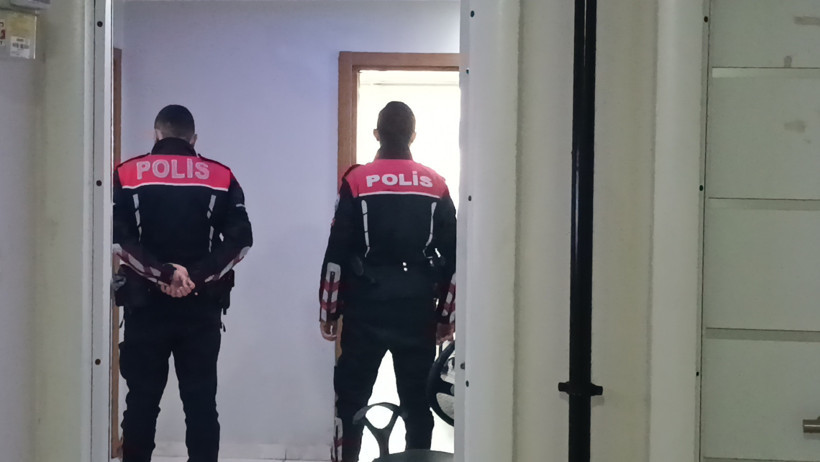 Plazada alacak verecek meselesi kanlı bitti: Baba oğuldan kan donduran infaz - Resim : 3