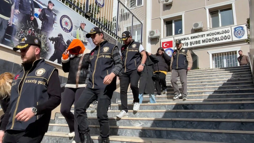 Şebekenin kirli arşivi polisin elinde: İşte fuhuş operasyonun detayları - Resim : 5