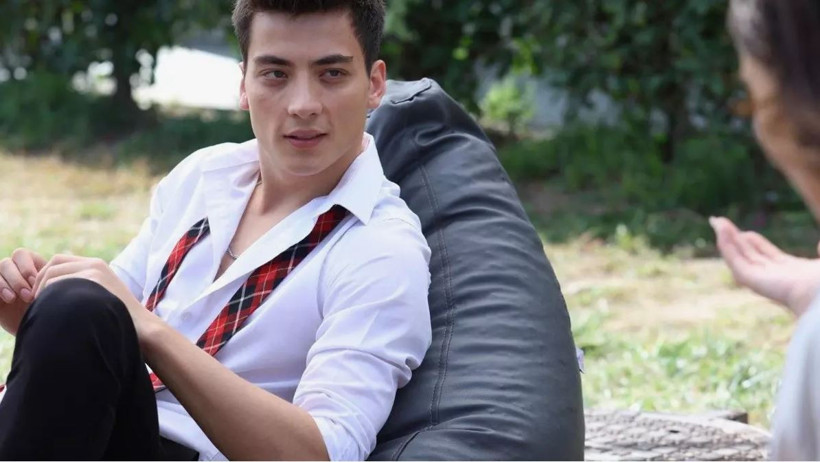 Uzak Şehir’de rol arkadaşlığı gerçeğe dönüşmüştü: Dilin Döğer ve Atakan Özkaya’dan yeni kareler - Resim : 5