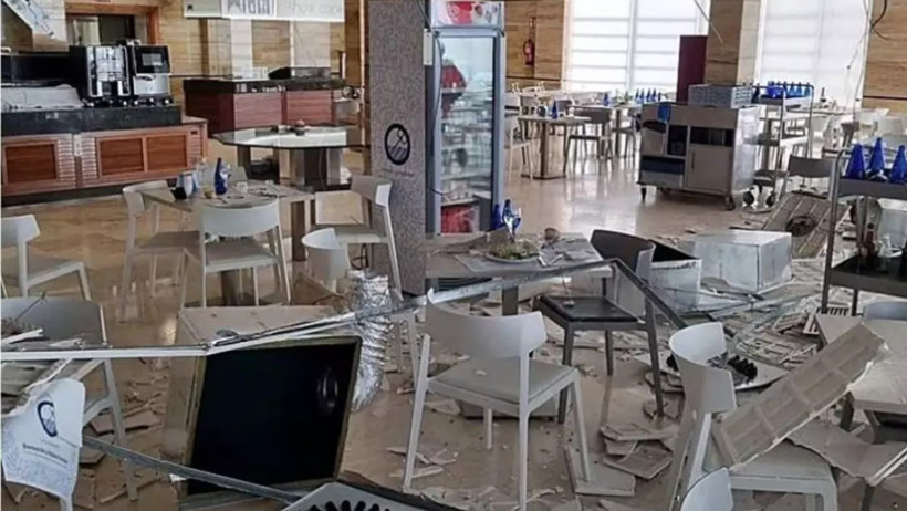 İspanya'da Paskalya kutlaması kanlı bitti: Otelde tavan çöktü - Resim : 1