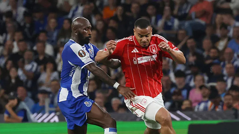 Deniz Gül sahne aldı: Vitor Pereira ile Farioli Avrupa Ligi'nde yenişemedi - Resim : 1