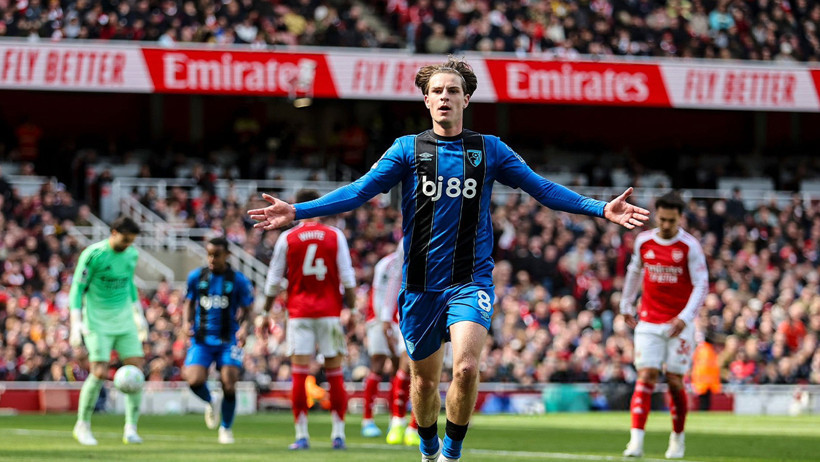 Enes Ünal'lı Bournemouth şampiyonluğa koşan Arsenal'e çelmeyi taktı - Resim : 2