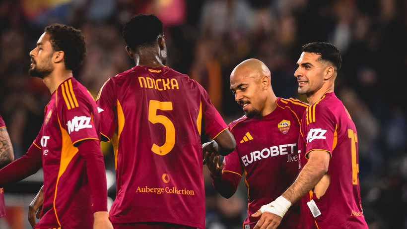 Roma taraftarları Serie A'da 100. maçına çıkan Zeki Çelik'i yuhaladı - Resim : 4