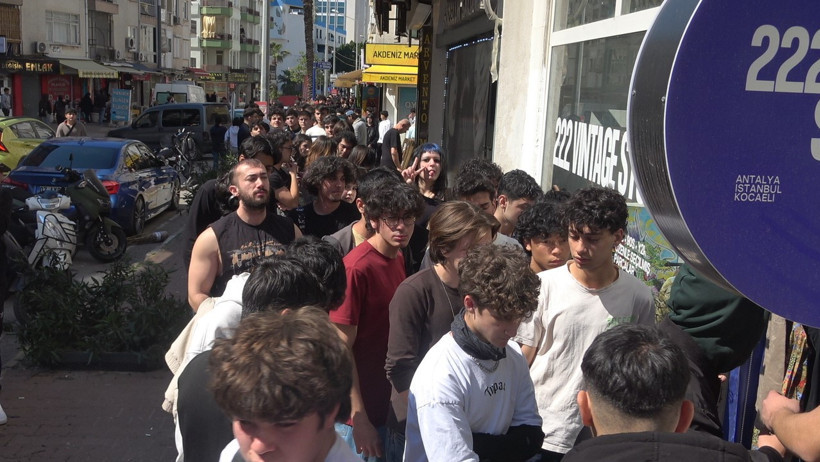 200 TL olduğunu duyan akın etti: Kapılar kepenk indirdi - Resim : 1