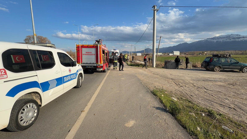 Konya’da korkunç kaza: Otomobil şarampole yuvarlandı… 2 yaralı - Resim : 1