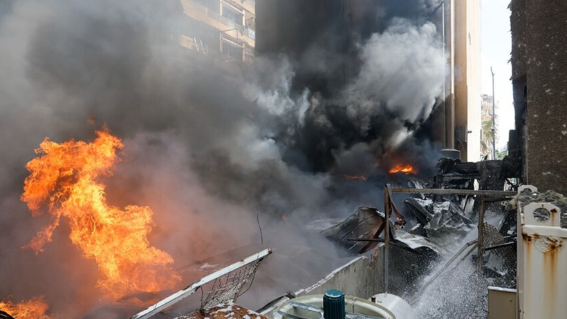 İsrail'in Lübnan'ın güneyinde düzenlediği hava saldırısında 5 kişi yaşamını yitirdi - Resim : 1