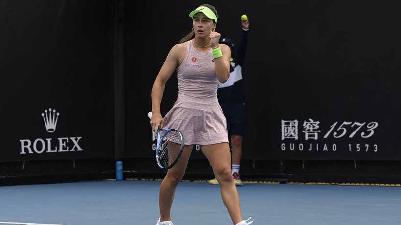 Zeynep Sönmez, Stuttgart'ta dünya 8 numarası Paolini'yi eleyerek tur atladı