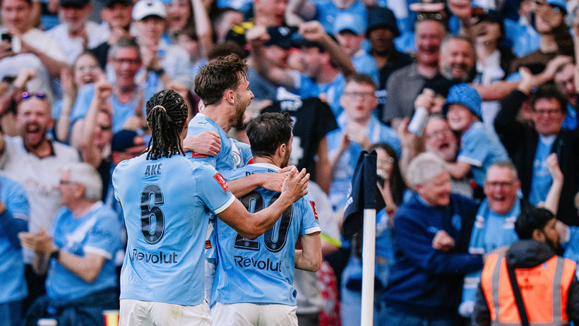Manchester City 5 dakikada 2 golle maçı çevirerek FA Cup'ta tarih yazdı - Resim : 2