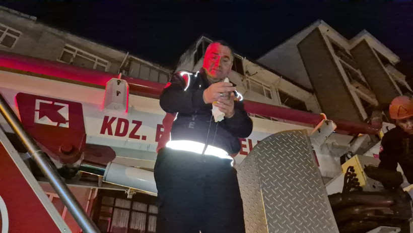 Gökyüzünün misafiri için trafik durduruldu: Polis ve itfaiye seferber oldu - Resim : 3