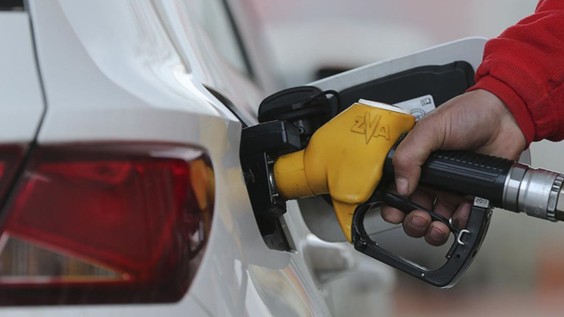 Akaryakıta dev zam: Tabelalar gece yarısı değişti... İşte 3 büyük ilde güncel fiyatlar - Resim: 3