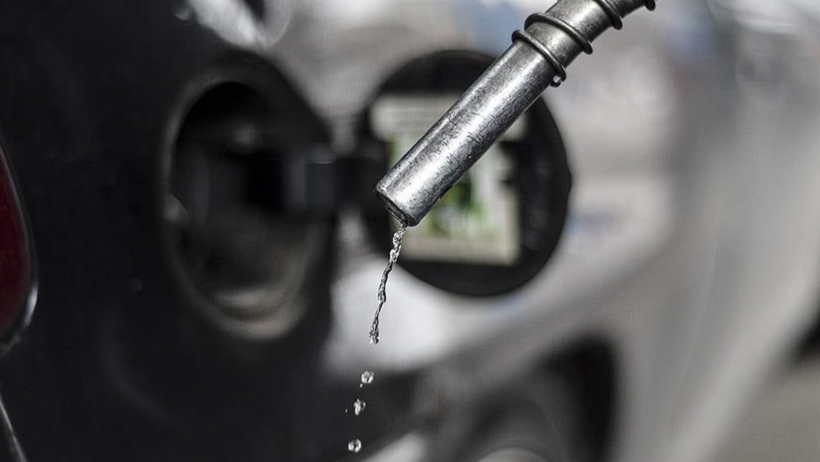 Akaryakıta dev zam: Tabelalar gece yarısı değişti... İşte 3 büyük ilde güncel fiyatlar - Resim: 7