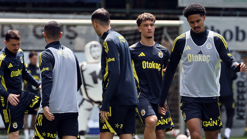 Fenerbahçe'nin kayıp yıldızı Edson Alvarez geri döndü - Resim : 1