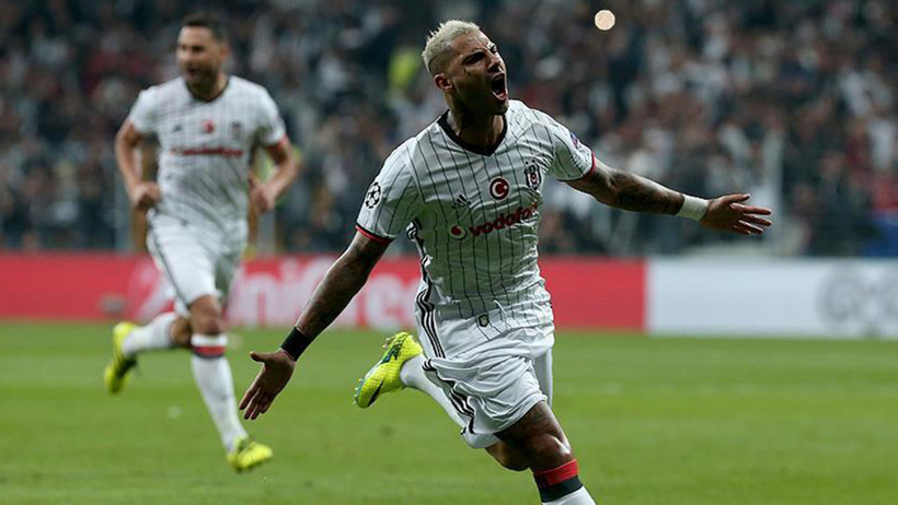 Quaresma’dan yıllar sonra olay itiraf: 'Çöp kovasına tekme attım' - Resim : 1