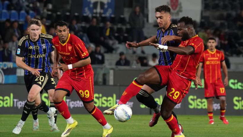 Lecce'den kritik zafer: 2 takım Serie A'ya veda etti - Resim : 1