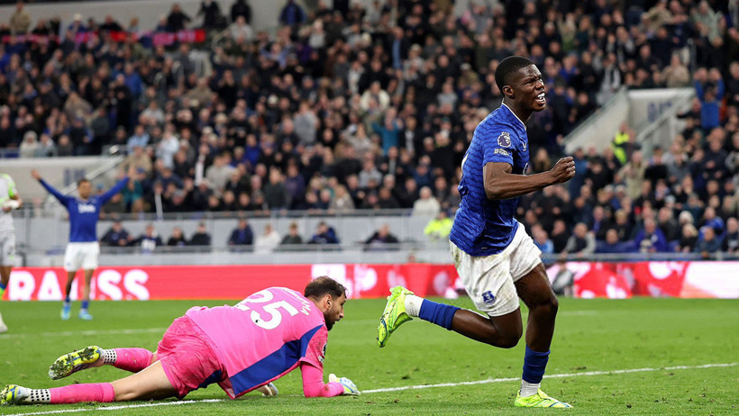 Zirve yarışı alev aldı: 6 gollü Everton-Manchester City maçında muhteşem son - Resim : 2