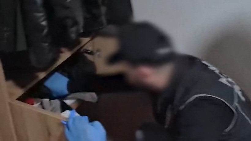 İstanbul’da sıcak saatler: Paketler halinde 17 kilo el geçirildi - Resim : 5