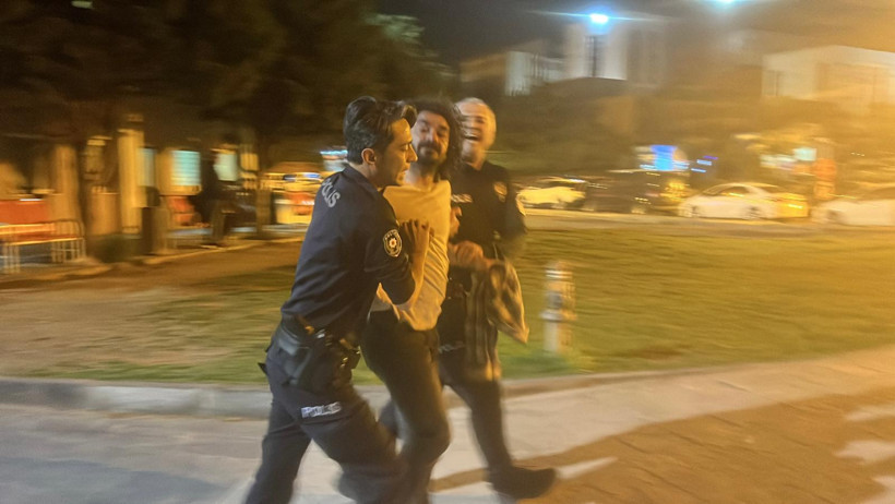 Sağlık ekipleri bıçaklı kavgada rehin alındı - Resim : 1