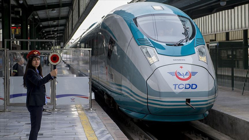 Trende unutulan eşyalar satışa çıkıyor: Listede tencere bile var - Resim : 1