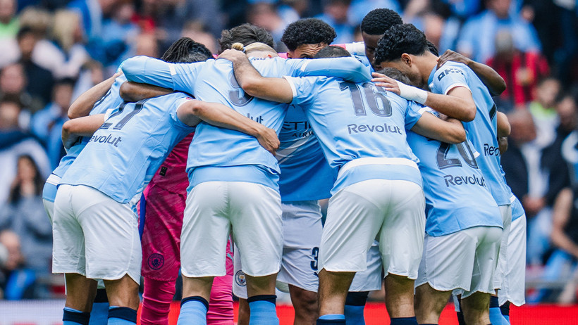 Liam Gallagher'dan Manchester City'nin ceza ihtimaliyle ilgili olay iddia - Resim : 1