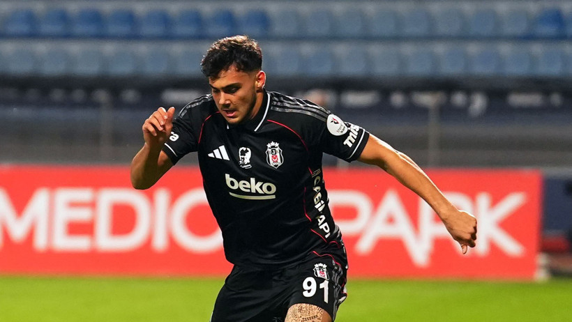 Radara yakalanan Beşiktaşlı futbolcunun ehliyetine el konuldu - Resim : 1