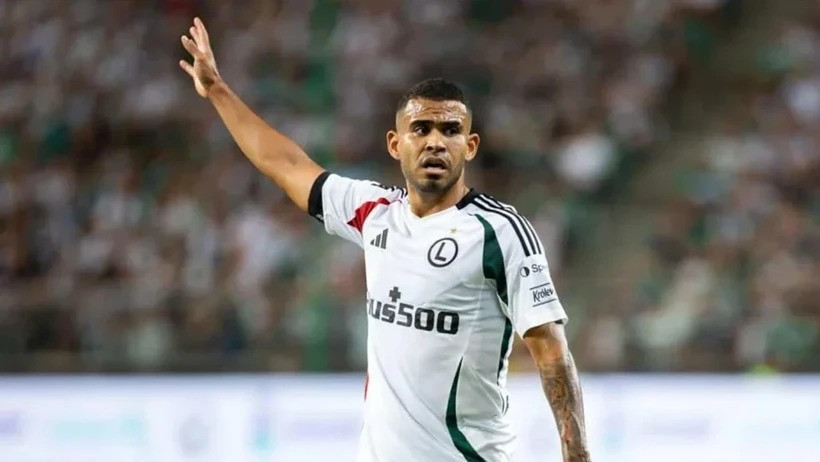 Bursaspor'dan resmi açıklama geldi: İlk transfer Juergen Elitim - Resim : 1
