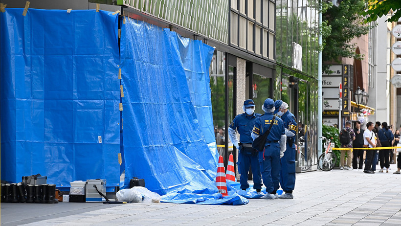 Tokyo’nun göbeğinde panik: Yollar trafiğe kapandı, acil durum ekipleri devrede - Resim : 2