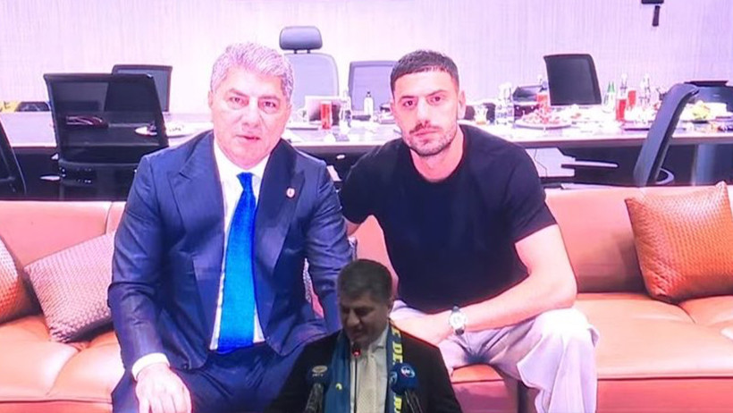 Hakan Safi milli yıldızla anlaştığını duyurdu - Resim : 3
