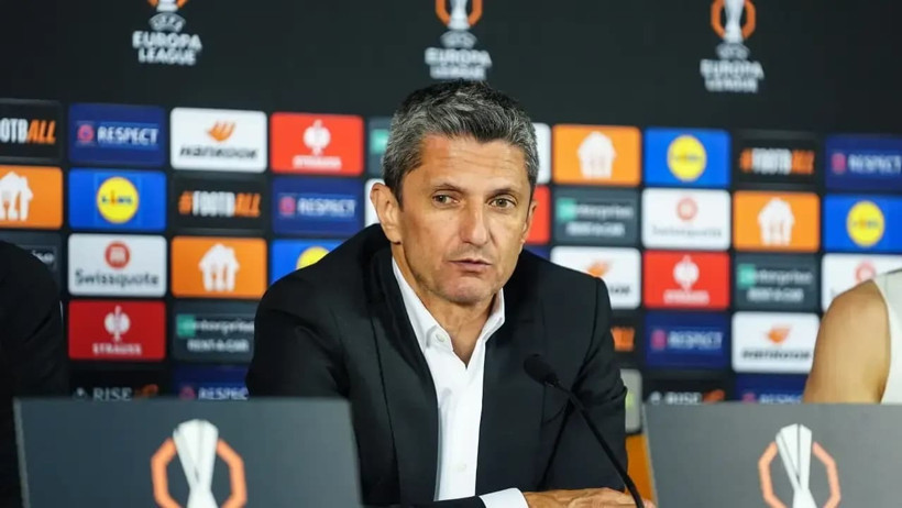 Beşiktaş'ın Razvan Lucescu'ya yaptığı dev teklif belli oldu: Kararını canlı yayında açıkladı - Resim : 1