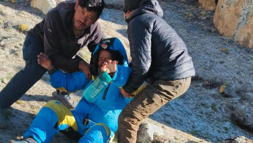 Everest Dağı'nda öldü sandılar, altı gün sonra sürünerek geri döndü...Bakın nasıl hayatta kalmış? - Resim : 2