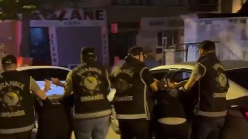 Alaçatı’daki kanlı pusudaki gizem çözülüyor: Polat ailesinin tetikçilerinde sıcak gelişme - Resim : 2