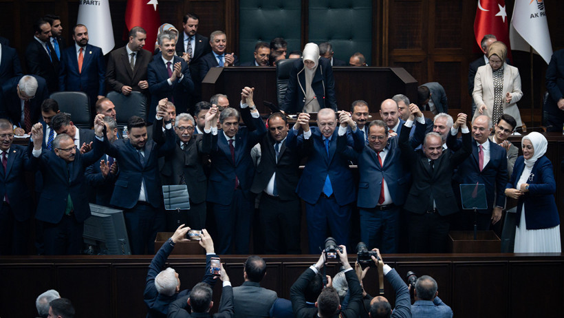 Cumhurbaşkanı Erdoğan'nın hedefinde CHP vardı: Kavgalı muhalefetten ülkeye fayda gelmez - Resim : 3
