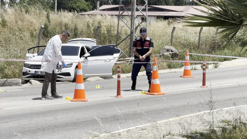 Cezaevi önünde başladı: Kaza bile onları durduramadı: Film sahnelerini aratmayan olay - Resim : 2