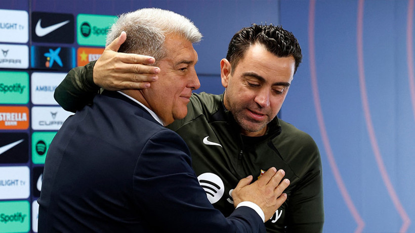 Barcelona'da Laporta Xavi'den intikamını aldı - Resim : 2