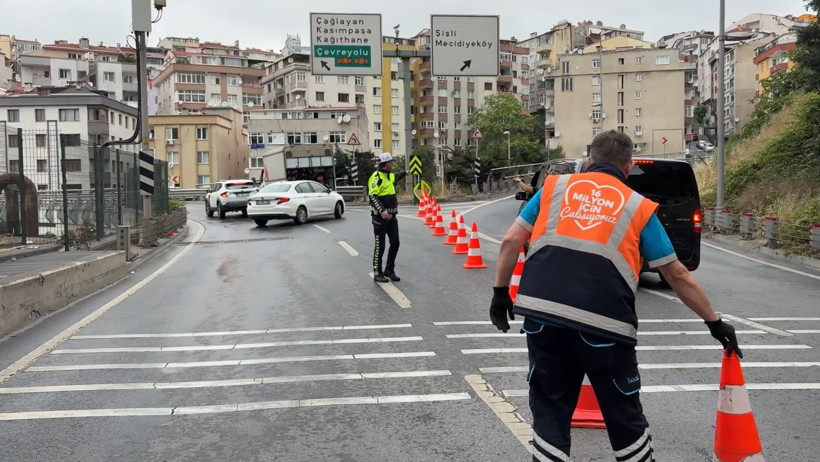 Bomonti Tüneli çıkışında Viraj faciası: Hız ve kaygan zemin kazaya davetiye çıkardı - Resim : 3