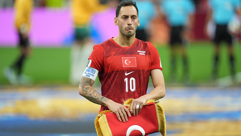 Hakan Çalhanoğlu: 'Kazanmayı hak eden taraf bizdik' - Resim : 2
