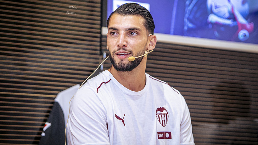 İspanyol golcü Rafa Mir'e 8.5 yıl hapis cezası - Resim : 1