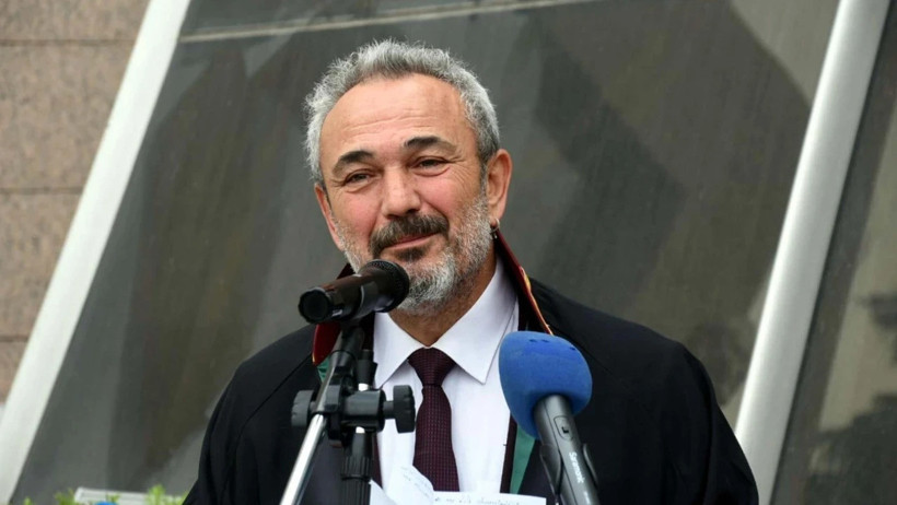 İzmir Barosu eski Başkanı Özkan Yücel hayatını kaybetti - Resim : 1