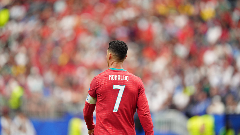 Portekiz ikinci maçta gövde gösterisi yaptı: Ronaldo rekorları altüst etti - Resim : 5