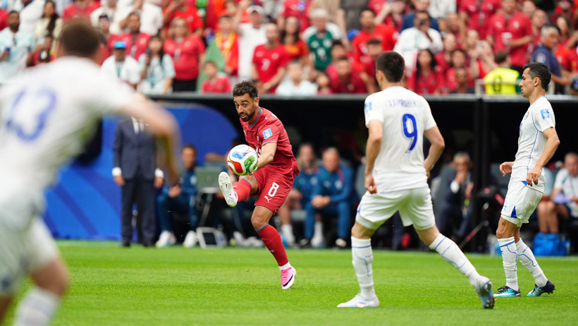 Portekiz ikinci maçta gövde gösterisi yaptı: Ronaldo rekorları altüst etti - Resim : 7
