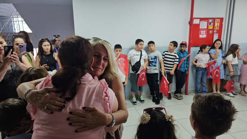 Öğrencilere son karnelerini verdiler: Zonguldak bu öğretmenleri konuşuyor - Resim : 6