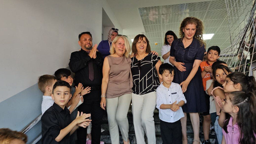 Öğrencilere son karnelerini verdiler: Zonguldak bu öğretmenleri konuşuyor - Resim : 5
