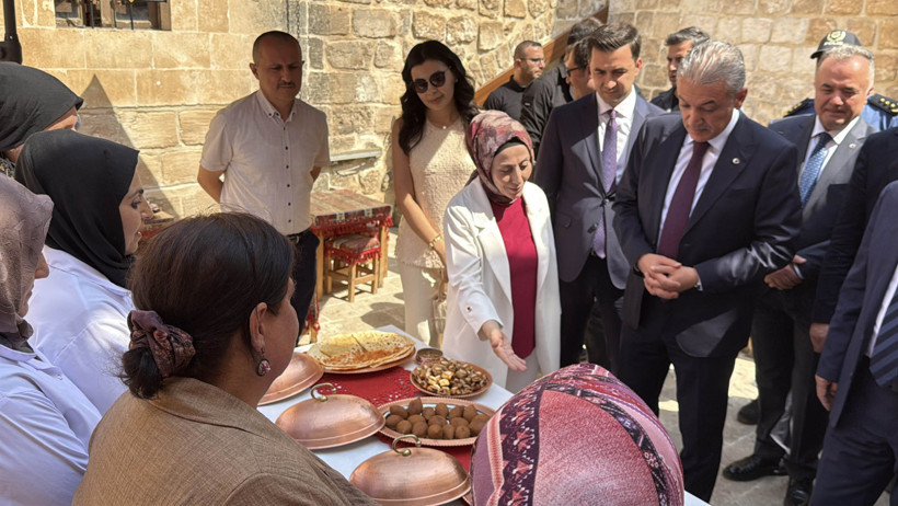 Tarihi taş konağın kapıları aralandı: Yöresel lezzetler ziyaretçilerini bekliyor - Resim : 2
