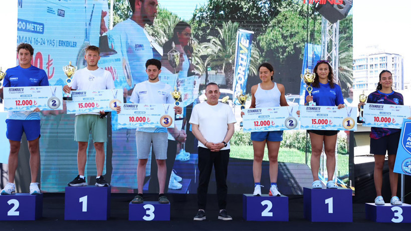 'İstanbul'u Yüzüyorum'da binlerce sporcu kulaç attı - Resim : 4
